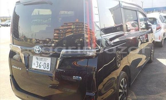 Buy Used 2019 Toyota Esquire gi premium in Dhaka, Dhaka Buy Used 2019 Toyota Esquire gi premium in Dhaka, Dhaka