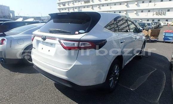 Buy Used 2019 Toyota harrier progress metal pkg in Dhaka, Dhaka Buy Used 2019 Toyota harrier progress metal pkg in Dhaka, Dhaka