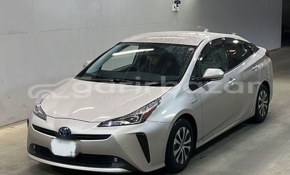 কেনা ব্যবহৃত Toyota prius a Pearl গাড়ী মধ্যে ঢাকা মধ্যে Dhaka কেনা ব্যবহৃত Toyota prius a Pearl গাড়ী মধ্যে ঢাকা মধ্যে Dhaka