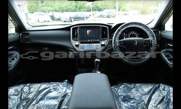 Buy Import Toyota Crown in Dhaka, Dhaka Buy Import Toyota Crown in Dhaka, Dhaka