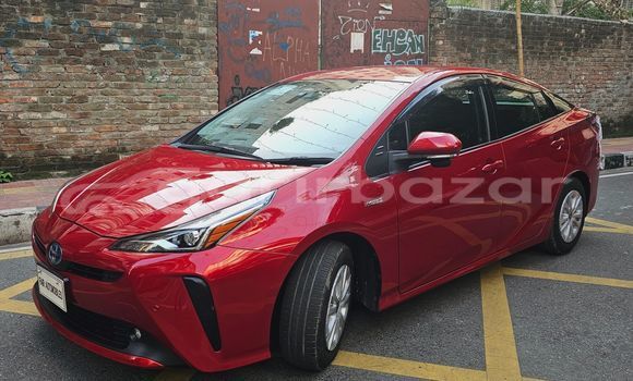 Buy Import 2019 Toyota prius s led in Dhaka, Dhaka Buy Import 2019 Toyota prius s led in Dhaka, Dhaka