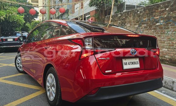 Buy Import 2019 Toyota prius s led in Dhaka, Dhaka Buy Import 2019 Toyota prius s led in Dhaka, Dhaka