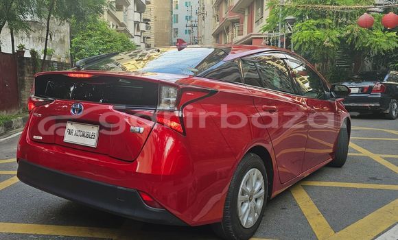 Buy Import 2019 Toyota prius s led in Dhaka, Dhaka Buy Import 2019 Toyota prius s led in Dhaka, Dhaka