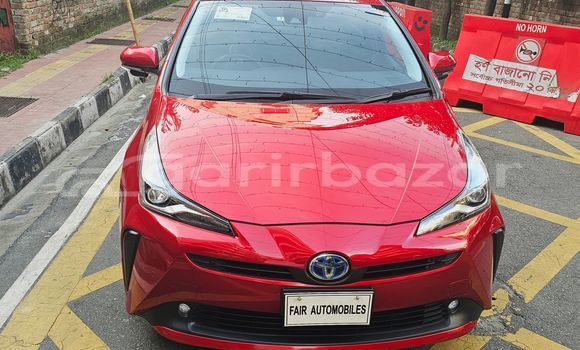 Buy Import 2019 Toyota prius s led in Dhaka, Dhaka Buy Import 2019 Toyota prius s led in Dhaka, Dhaka