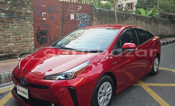 Buy Import 2019 Toyota prius s led in Dhaka, Dhaka Buy Import 2019 Toyota prius s led in Dhaka, Dhaka