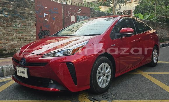 Buy Import 2019 Toyota prius s led in Dhaka, Dhaka Buy Import 2019 Toyota prius s led in Dhaka, Dhaka