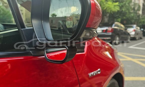 Buy Import 2019 Toyota prius s led in Dhaka, Dhaka Buy Import 2019 Toyota prius s led in Dhaka, Dhaka