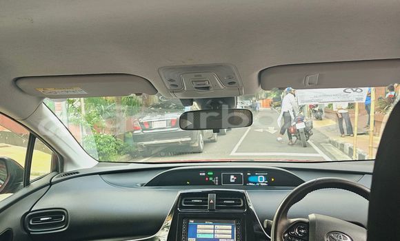 Buy Import 2019 Toyota prius s led in Dhaka, Dhaka Buy Import 2019 Toyota prius s led in Dhaka, Dhaka