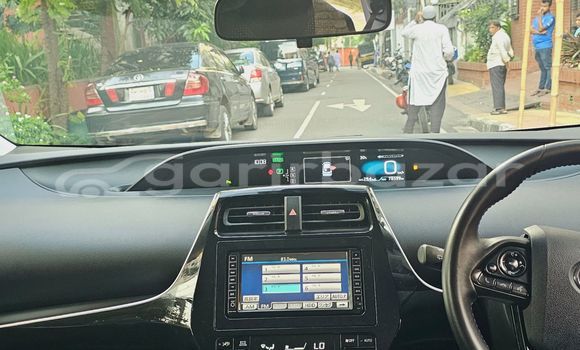 Buy Import 2019 Toyota prius s led in Dhaka, Dhaka Buy Import 2019 Toyota prius s led in Dhaka, Dhaka