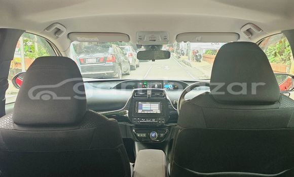 Buy Import 2019 Toyota prius s led in Dhaka, Dhaka Buy Import 2019 Toyota prius s led in Dhaka, Dhaka