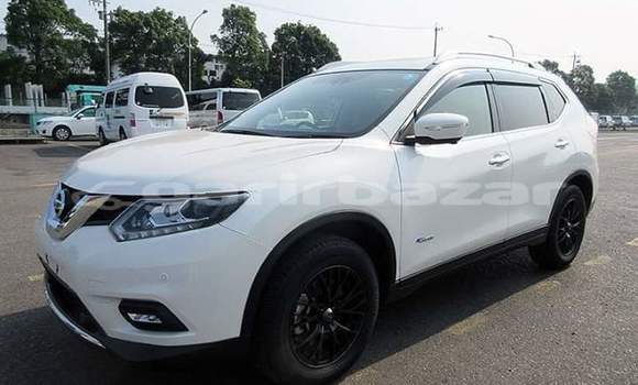 Buy Import Nissan X-Trail in Dhaka, Dhaka Buy Import Nissan X-Trail in Dhaka, Dhaka