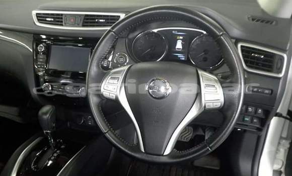 Buy Import Nissan X-Trail in Dhaka, Dhaka Buy Import Nissan X-Trail in Dhaka, Dhaka