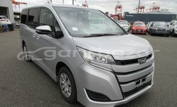 কেনা ব্যবহৃত Toyota noah x pkg Silver গাড়ী মধ্যে ঢাকা মধ্যে Dhaka কেনা ব্যবহৃত Toyota noah x pkg Silver গাড়ী মধ্যে ঢাকা মধ্যে Dhaka