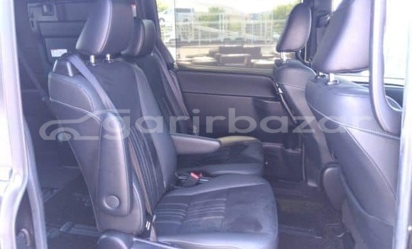 কেনা ব্যবহৃত Toyota Esquire gi premium Purple গাড়ী মধ্যে ঢাকা মধ্যে Dhaka কেনা ব্যবহৃত Toyota Esquire gi premium Purple গাড়ী মধ্যে ঢাকা মধ্যে Dhaka