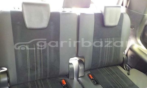 কেনা ব্যবহৃত Toyota Esquire gi premium Purple গাড়ী মধ্যে ঢাকা মধ্যে Dhaka কেনা ব্যবহৃত Toyota Esquire gi premium Purple গাড়ী মধ্যে ঢাকা মধ্যে Dhaka