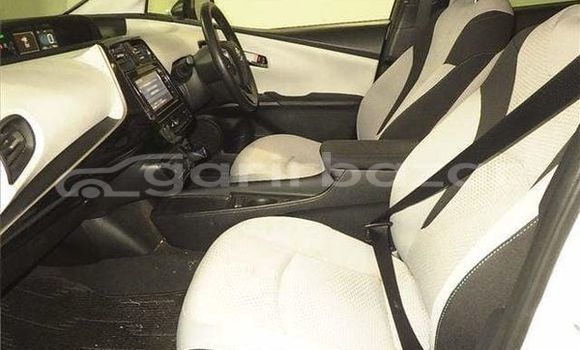 কেনা ব্যবহৃত Toyota Prius Pearl গাড়ী মধ্যে ঢাকা মধ্যে Dhaka কেনা ব্যবহৃত Toyota Prius Pearl গাড়ী মধ্যে ঢাকা মধ্যে Dhaka