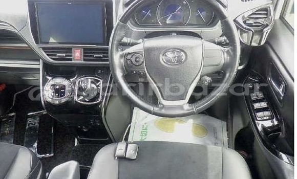 Buy Used 2019 Toyota Esquire gi premium in Dhaka, Dhaka Buy Used 2019 Toyota Esquire gi premium in Dhaka, Dhaka