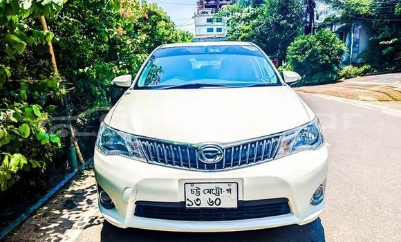 Buy Used 2012 Toyota axio fielder in Chittagong, Chittagong Buy Used 2012 Toyota axio fielder in Chittagong, Chittagong