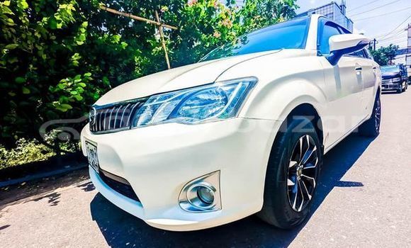 Buy Used 2012 Toyota axio fielder in Chittagong, Chittagong Buy Used 2012 Toyota axio fielder in Chittagong, Chittagong