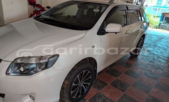 Buy Used 2012 Toyota Axio fielder in Chittagong, Chittagong Buy Used 2012 Toyota Axio fielder in Chittagong, Chittagong