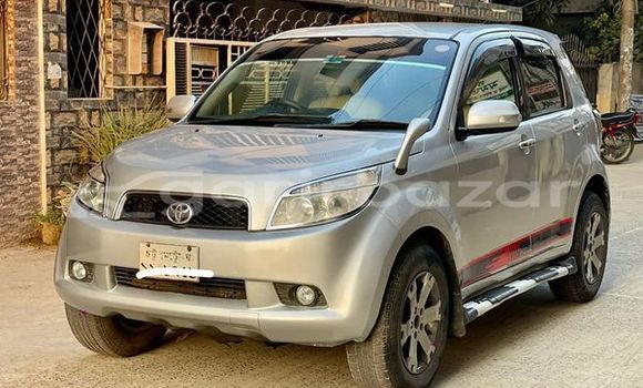 Buy Used 2006 Toyota Rush in Chittagong, Chittagong Buy Used 2006 Toyota Rush in Chittagong, Chittagong