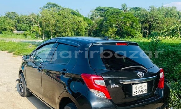 Buy Used 2011 Toyota Vitz in Chittagong, Chittagong Buy Used 2011 Toyota Vitz in Chittagong, Chittagong