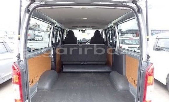 Buy Used 2020 Toyota Hiace in Dhaka, Dhaka Buy Used 2020 Toyota Hiace in Dhaka, Dhaka
