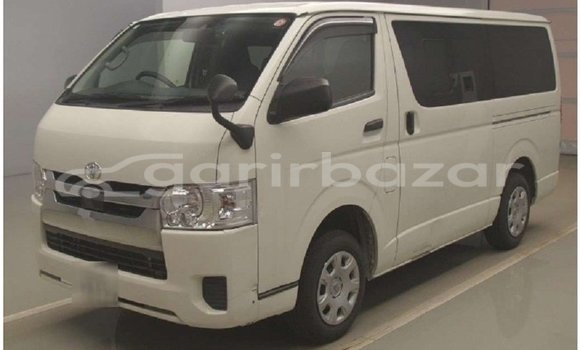 Buy Used 2020 Toyota Hiace in Bajitpur, Kishorganj Buy Used 2020 Toyota Hiace in Bajitpur, Kishorganj