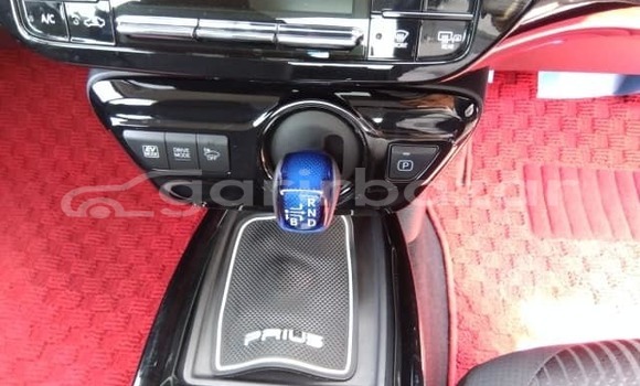 Buy Used 2019 Toyota prius in Dhaka, Dhaka Buy Used 2019 Toyota prius in Dhaka, Dhaka
