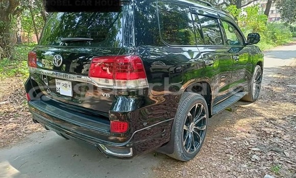 Buy Used 2020 Toyota Land Cruiser in Dhaka, Dhaka Buy Used 2020 Toyota Land Cruiser in Dhaka, Dhaka
