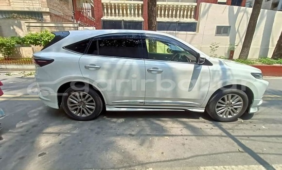 Buy Used 2020 Toyota Harrier in Badarganj, Rangpur Buy Used 2020 Toyota Harrier in Badarganj, Rangpur
