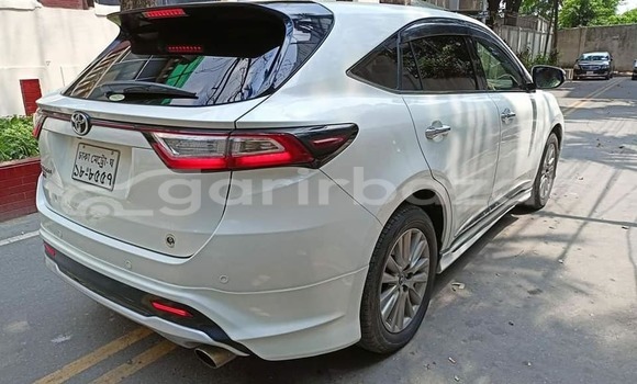 Buy Used 2020 Toyota Harrier in Badarganj, Rangpur Buy Used 2020 Toyota Harrier in Badarganj, Rangpur