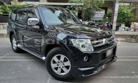Buy Used 2006 Mitsubishi pajero v93 gls in Dhaka, Dhaka Buy Used 2006 Mitsubishi pajero v93 gls in Dhaka, Dhaka