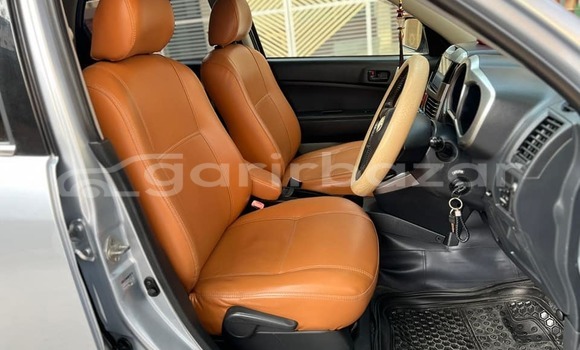 Buy Used 2006 Toyota Rush in Dhaka, Dhaka Buy Used 2006 Toyota Rush in Dhaka, Dhaka