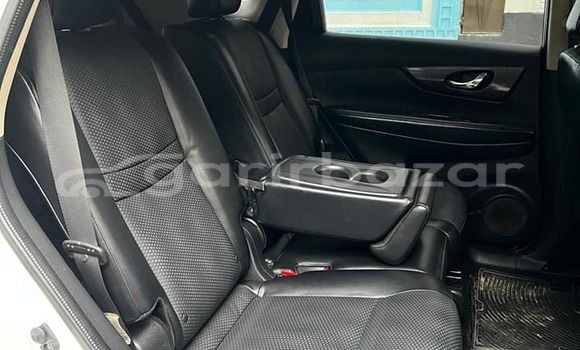 Buy Used 2015 Nissan X–Trail in Dhaka, Dhaka Buy Used 2015 Nissan X–Trail in Dhaka, Dhaka