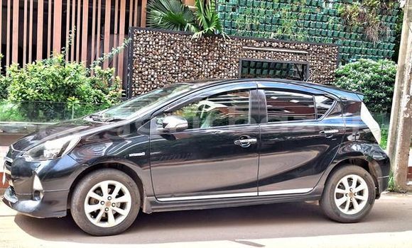 Buy Used 2013 Toyota AQUA in Dhaka, Dhaka Buy Used 2013 Toyota AQUA in Dhaka, Dhaka