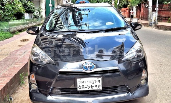 Buy Used 2013 Toyota AQUA in Dhaka, Dhaka Buy Used 2013 Toyota AQUA in Dhaka, Dhaka