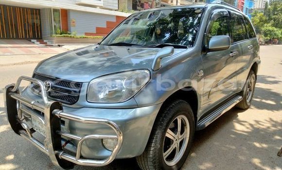 Buy Used 2004 Toyota RAV4 in Dhaka, Dhaka Buy Used 2004 Toyota RAV4 in Dhaka, Dhaka