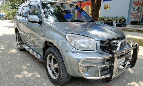 Buy Used 2004 Toyota RAV4 in Dhaka, Dhaka Buy Used 2004 Toyota RAV4 in Dhaka, Dhaka