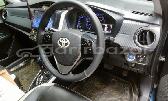 Buy Used 2013 Toyota Axio fielder in Dhaka, Dhaka Buy Used 2013 Toyota Axio fielder in Dhaka, Dhaka