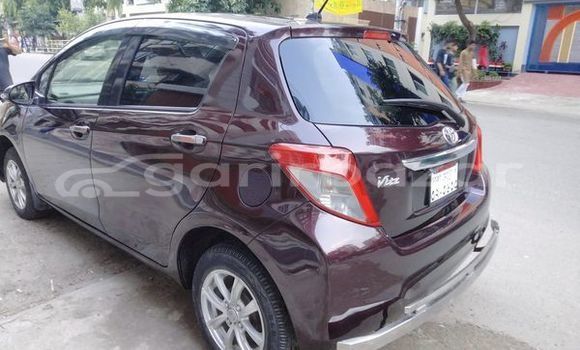 Buy Used 2012 Toyota Vitz in Dhaka, Dhaka Buy Used 2012 Toyota Vitz in Dhaka, Dhaka