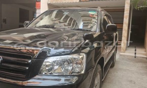 Buy Used 2005 Toyota Kluger in Dhaka, Dhaka Buy Used 2005 Toyota Kluger in Dhaka, Dhaka