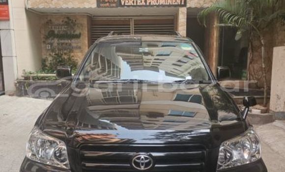 Buy Used 2005 Toyota Kluger in Dhaka, Dhaka Buy Used 2005 Toyota Kluger in Dhaka, Dhaka