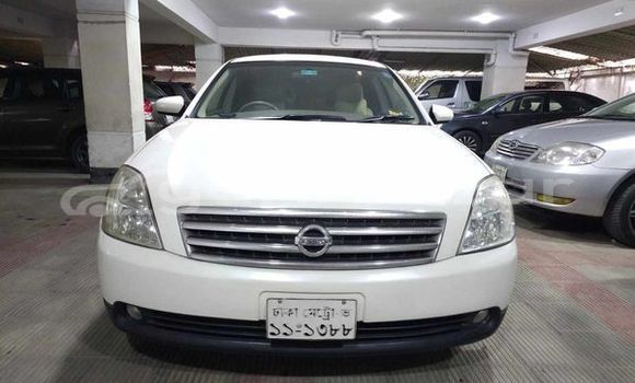 Buy Used 2004 Nissan Teana in Dhaka, Dhaka Buy Used 2004 Nissan Teana in Dhaka, Dhaka