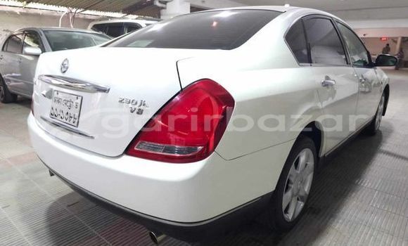 Buy Used 2004 Nissan Teana in Dhaka, Dhaka Buy Used 2004 Nissan Teana in Dhaka, Dhaka