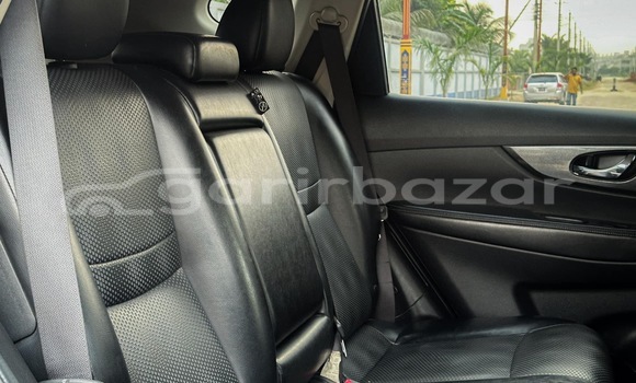 Buy Used 2015 Nissan X-Trail in Dhaka, Dhaka Buy Used 2015 Nissan X-Trail in Dhaka, Dhaka