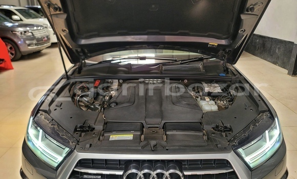 Buy Used 2017 Audi Q7 in Dhaka, Dhaka Buy Used 2017 Audi Q7 in Dhaka, Dhaka