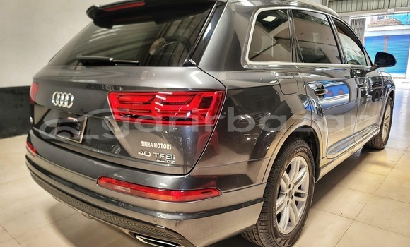 Buy Used 2017 Audi Q7 in Dhaka, Dhaka Buy Used 2017 Audi Q7 in Dhaka, Dhaka