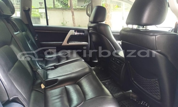 Buy Used 2014 Toyota Land Cruiser in Dhaka, Dhaka Buy Used 2014 Toyota Land Cruiser in Dhaka, Dhaka