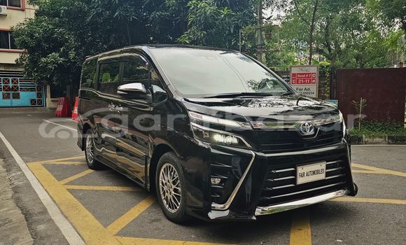 Buy Import 2020 Toyota voxy zs kiramiki in Dhaka, Dhaka Buy Import 2020 Toyota voxy zs kiramiki in Dhaka, Dhaka